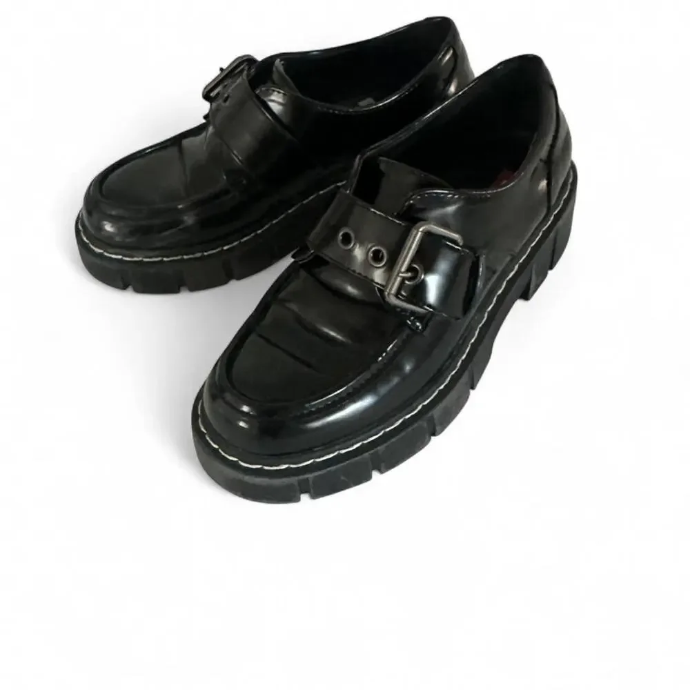 Union Bay Lilee Vintage Loafers With Buckled Detail Women’s Size 5 1/2